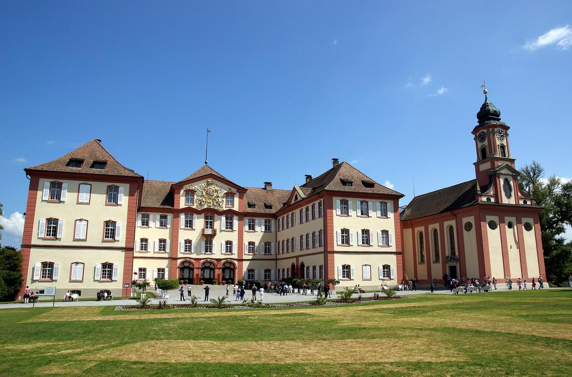 schloss-mainau Photo by: Allie Caulfield, Published on Fickr: 2009-06-01